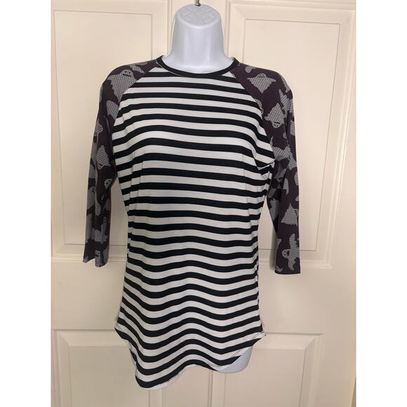 LulaRoe Top - Great for Halloween! - Picture 1 of 5